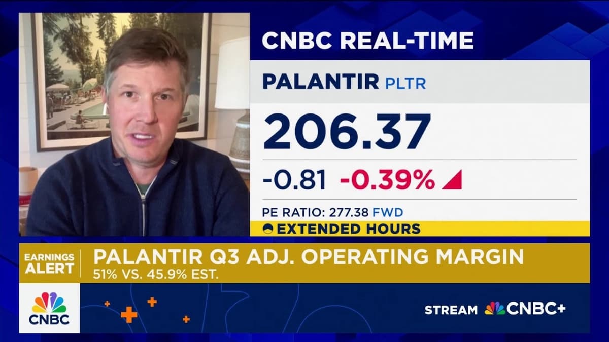 Palantir’s Unprecedented Valuation Challenges Traditional AI Investment Logic