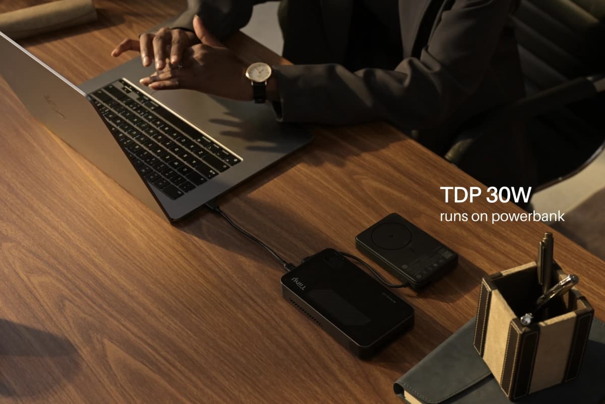 The smallest AI supercomputer runs 120B LLMs offline