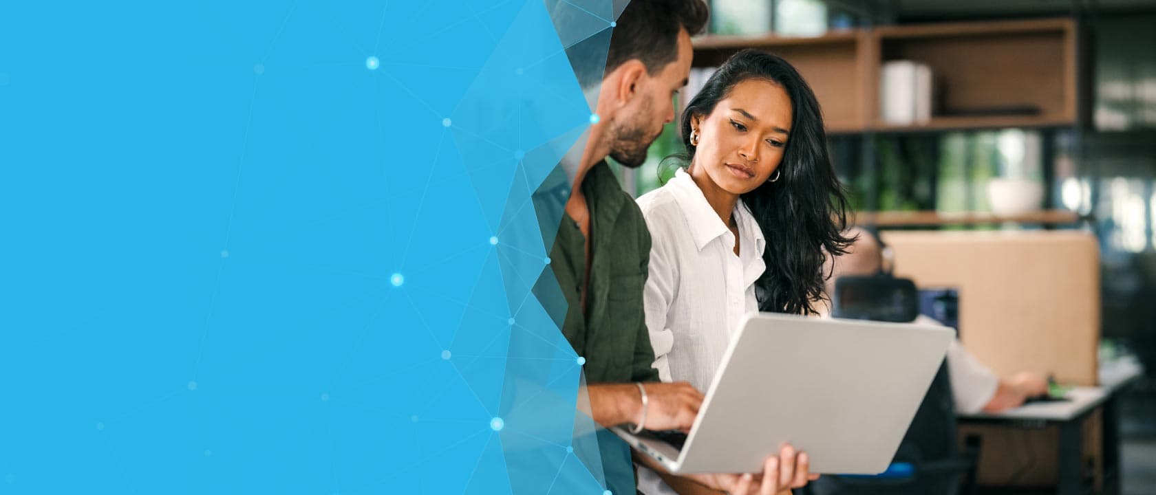 Illustration showing the Snowflake logo transforming from an Amazon Redshift logo, symbolizing migration.