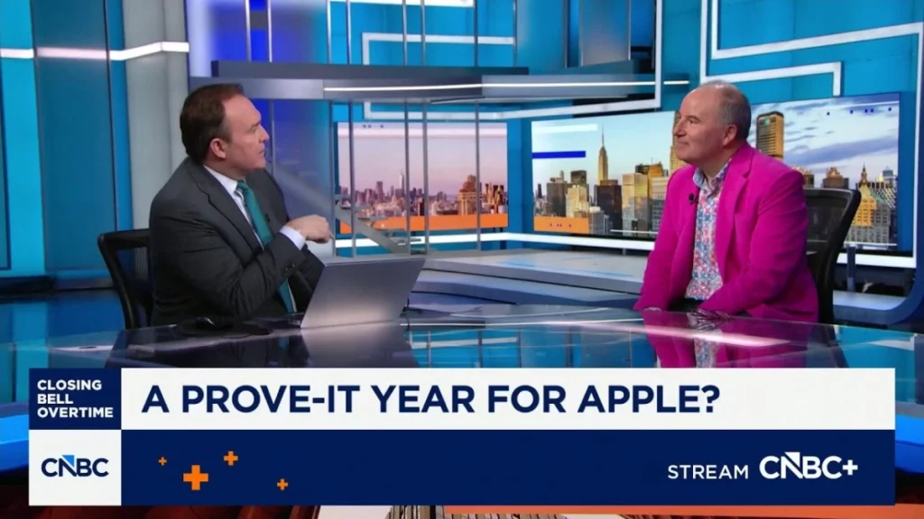 Apple Must Partner With Google in AI Arms Race Says Dan Ives